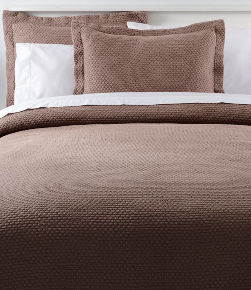 Organic Honeycomb Matelassé Bedspread - US 7571