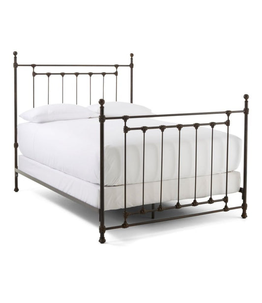 Farmhouse Iron Bed - US 1404
